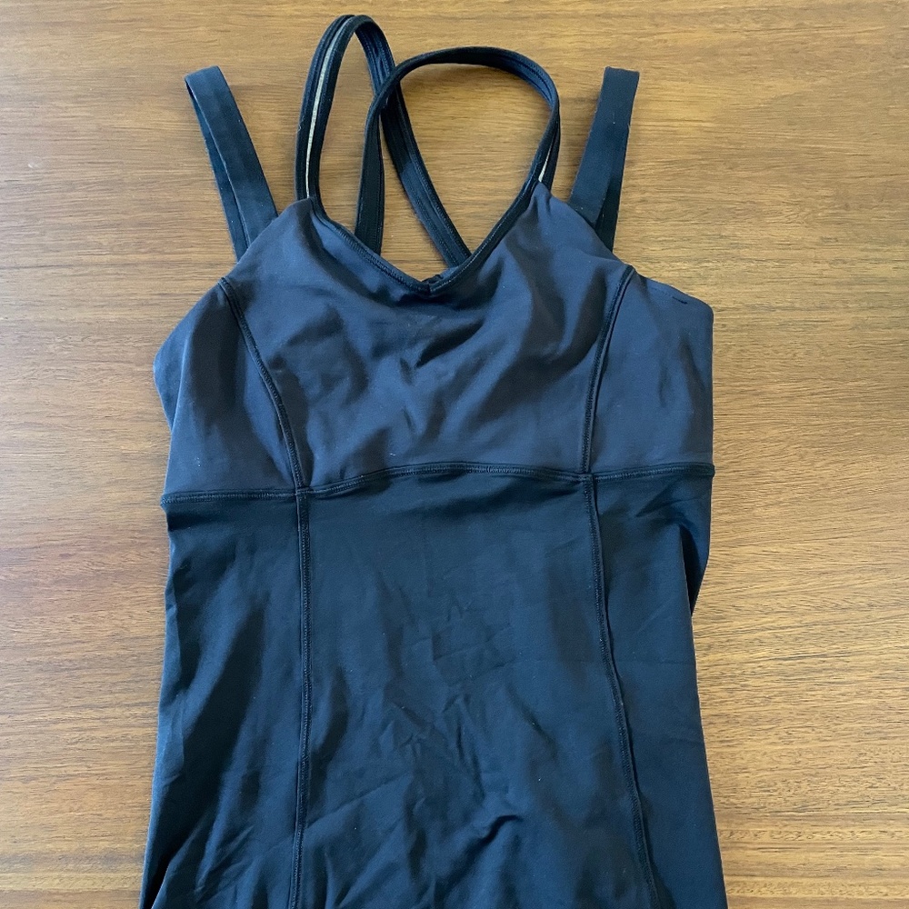 Lululemon Shirt with built in bra